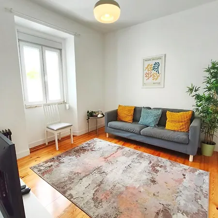 Mivo Urban Retreat Apartment